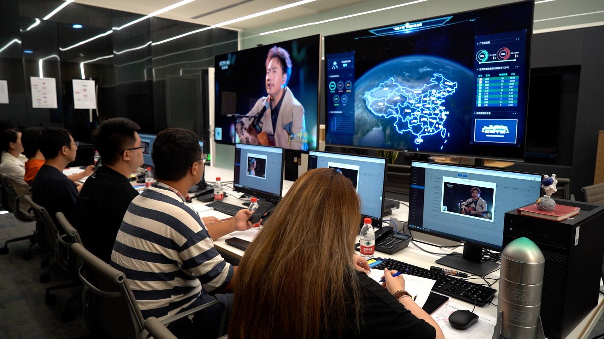 “百城千屏”點亮中秋團圓夜，上海網絡技術賦能全國沉浸式視聽盛宴